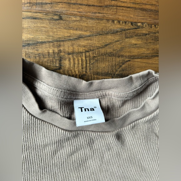 TNA longsleeve - Picture 2 of 2